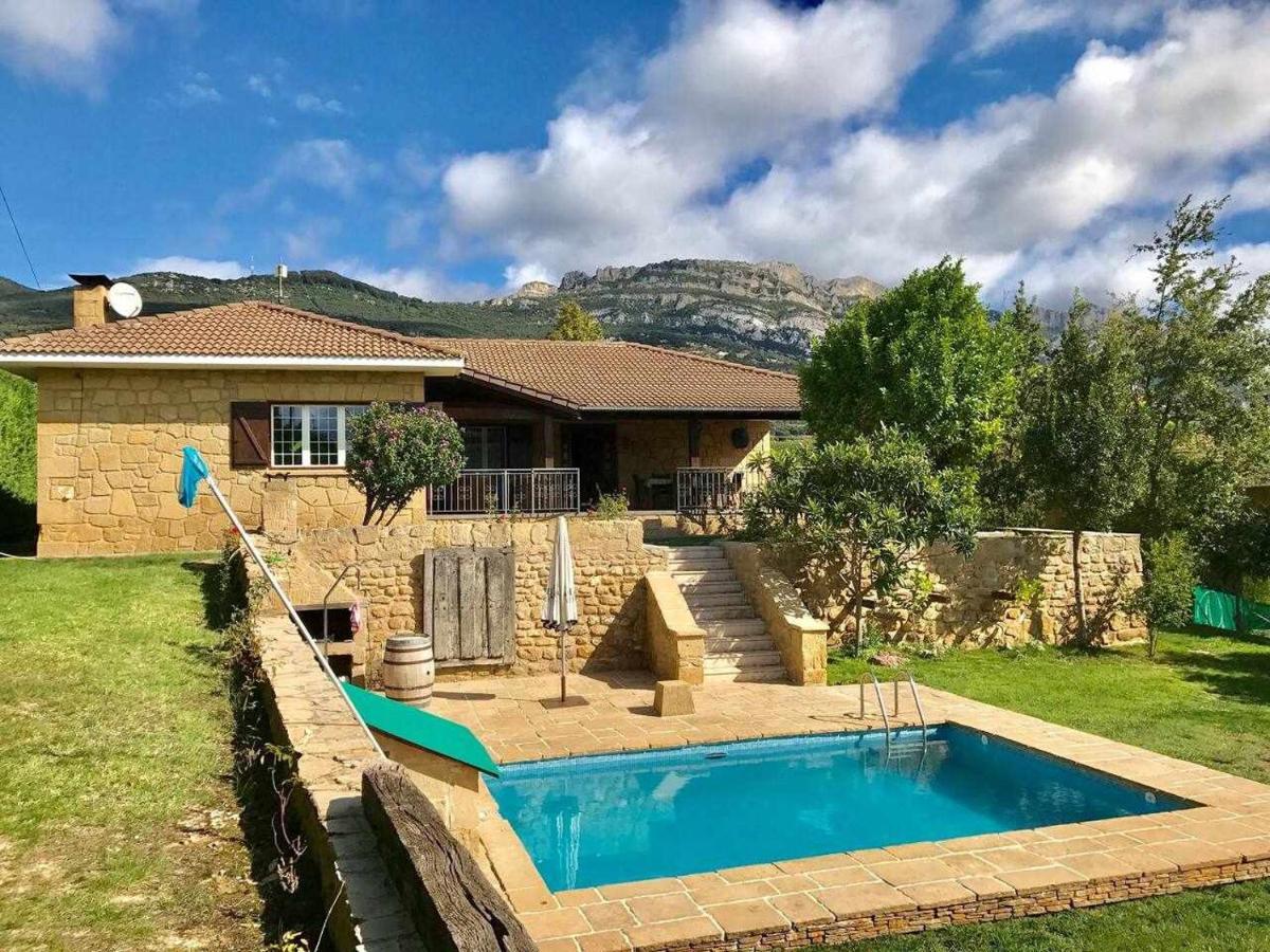 Sagastienea Villa Con Piscina Y Tenis En La Rioja Samaniego Εξωτερικό φωτογραφία