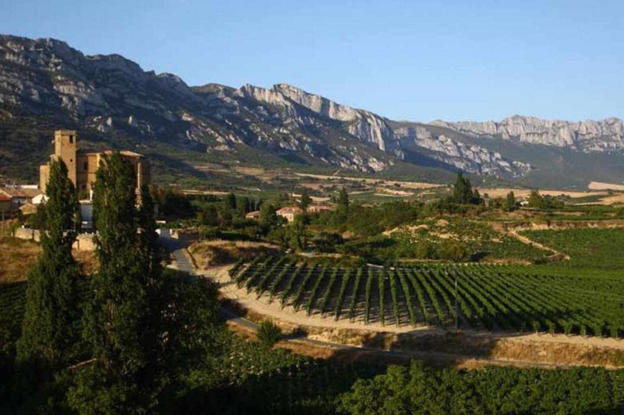 Sagastienea Villa Con Piscina Y Tenis En La Rioja Samaniego Εξωτερικό φωτογραφία